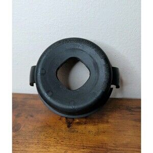 OEM Vitamix Replacement Black Rubber Lid (No Cap) 64oz 5.5" Diam VM0102B